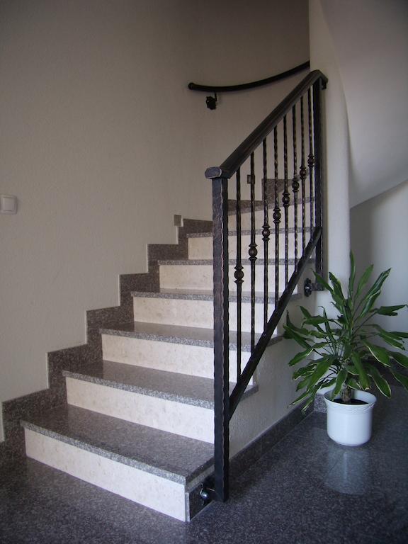 Stari Dvori Apartment โตรกีร์ ห้อง รูปภาพ